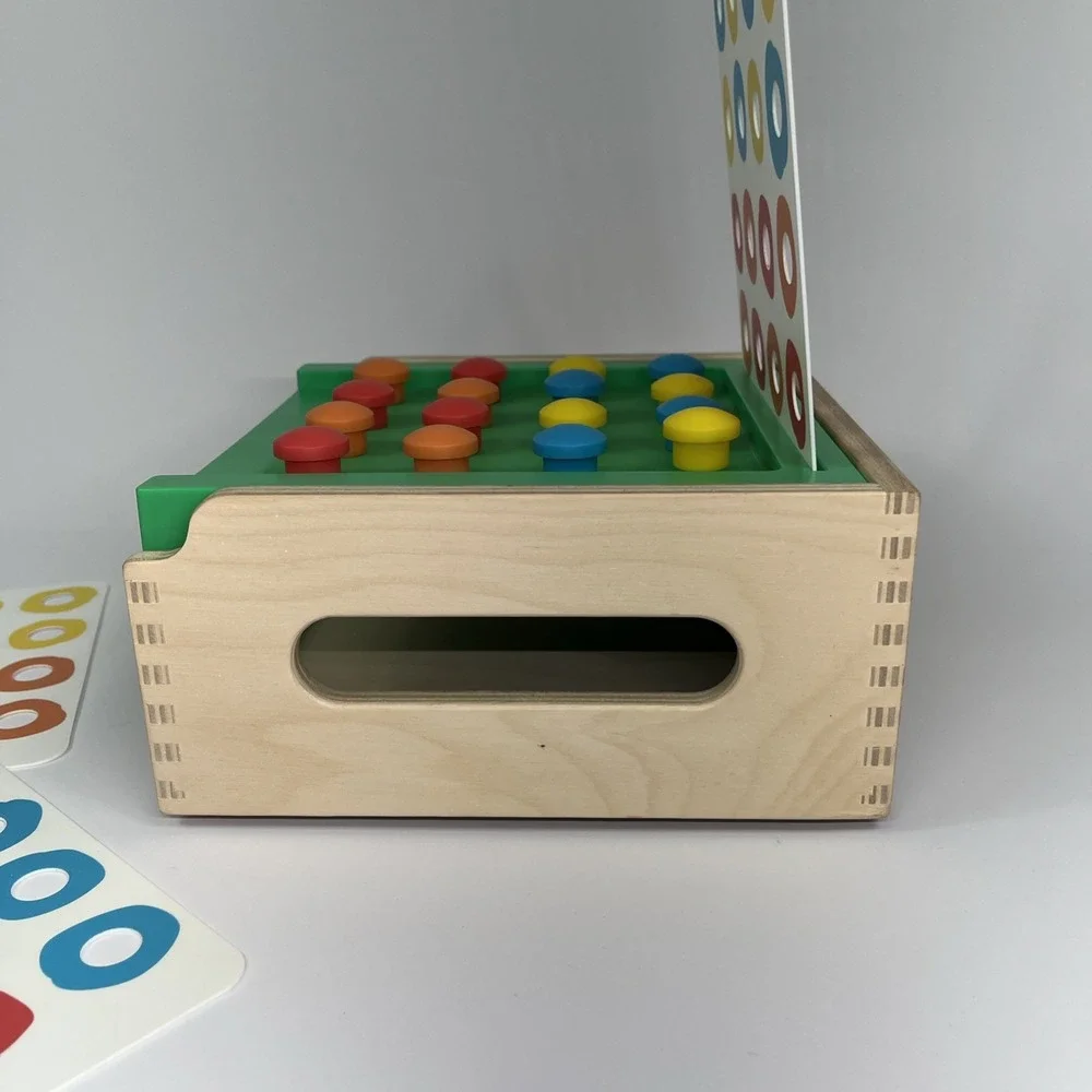Lovevery Full Set Toddler Baby Toy Match & Tap Hammer Box From Investigator Kit